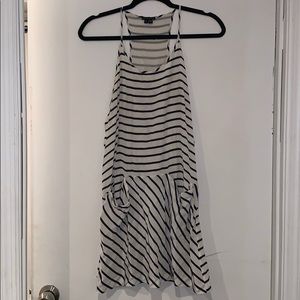Theory white and navy striped dress. 100% Silk